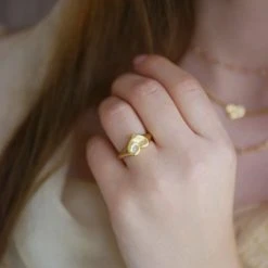 ENAMEL Copenhagen Ring, Rosalie -Pernille Corydon Butik 1024x1024 4c87f2ba120f0da15743749eebb85273