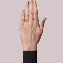 Jane Kønig Reflection V-ring, Gold-plated Sterling Silver-46 4 Jane Kønig Reflection V-ring, Gold-plated Sterling Silver-46 -Pernille Corydon Butik 5715180052095 3